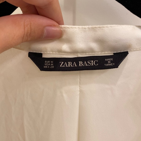 Zara Basic Blouse - Picture 4 of 4